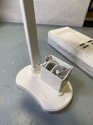 Lâmpada de Mesa LED Flexo 3 Brilhos 3 Cores