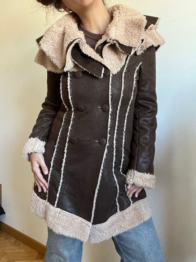 Abrigo borrego vintage marrón y beige