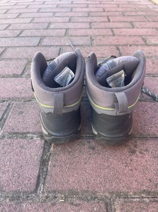 Botas montaña Decathlon unisex T35