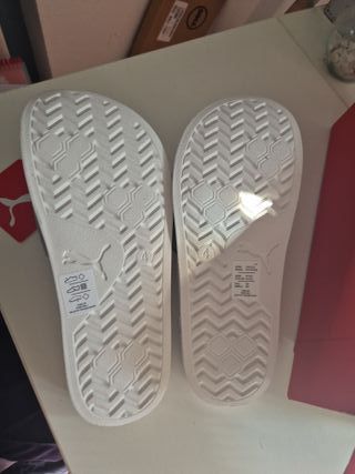Chanclas Puma Gris y Blanco