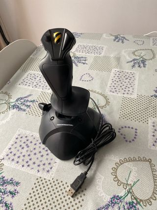 Joystick Thrustmaster