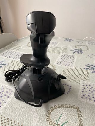 Joystick Thrustmaster
