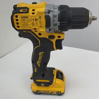 Taladro A Bateria Dewalt Dcd701