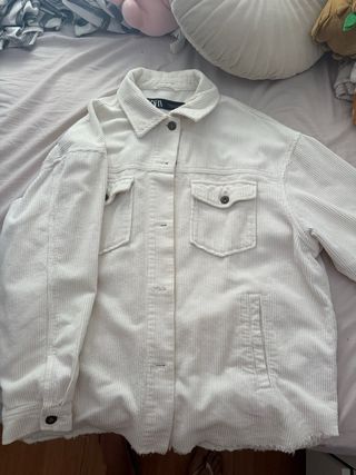 Chaqueta / sobre camisa Zara 
