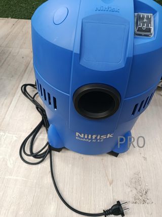 Nilfisk Buddy II 12L Aspirador 