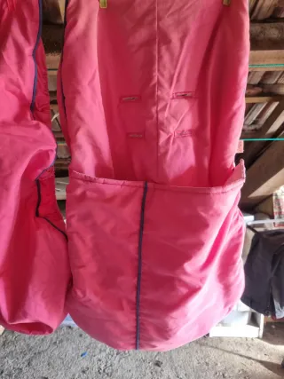 Funda Maxi-Cosi rosa marca nenos.