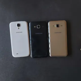 3 Samsung Telefoni - 2 funzionanti 