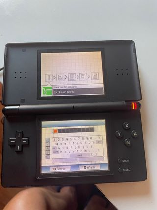 Nintendo DS Negra con juego 