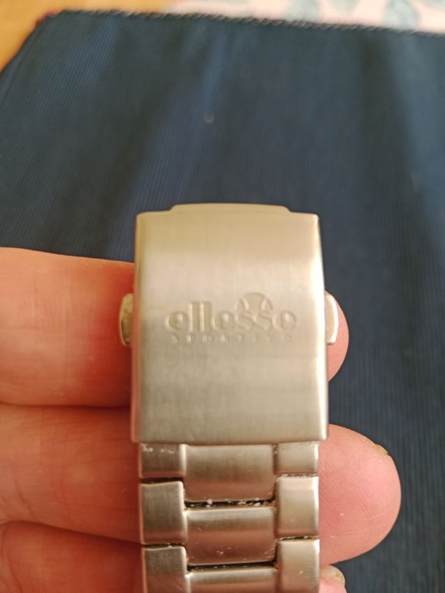 Reloj Ellesse Sportivo 535