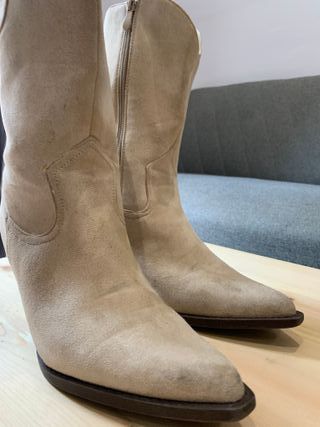 Botas estilo cowboy de ante beige, talla 41