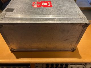 Mesa de mezclas Midas 32 + 2x DL 16