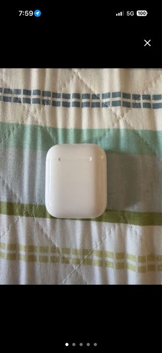 Airpods 2ª Gen Apple (Auriculares y Caja)