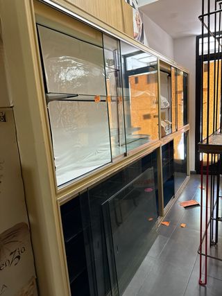 Vitrina expositora madera y cristal 344x200x33 cm