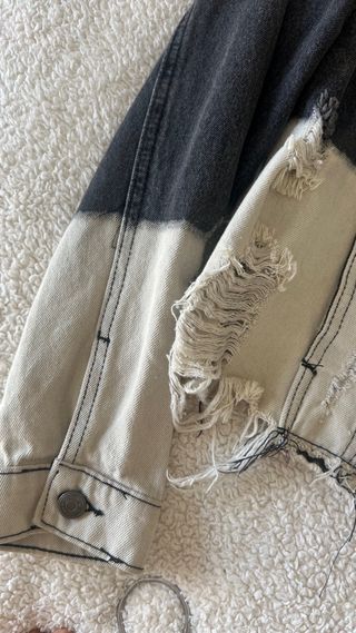 Cazadora Levi's bicolor desgastada
