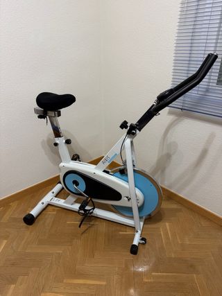 Bicicleta Estática Airis Fitness BIK002