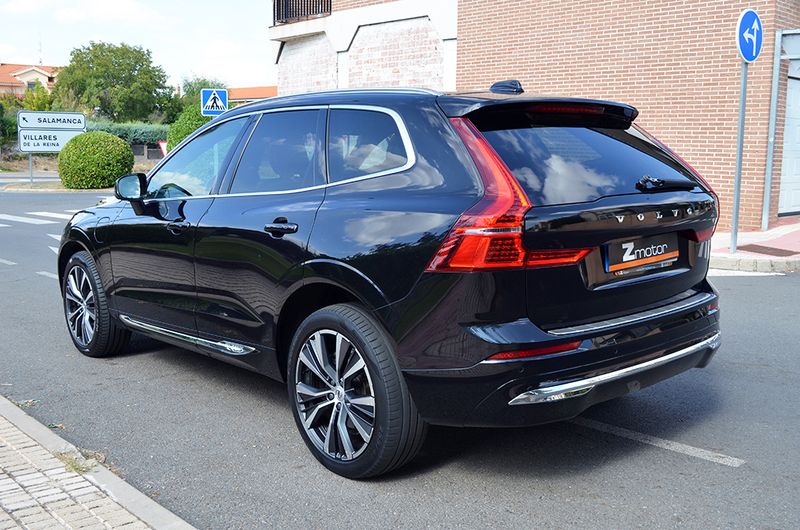 Volvo XC60 2021, foto 2