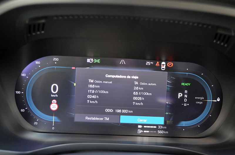 Volvo XC60 2021, foto 10