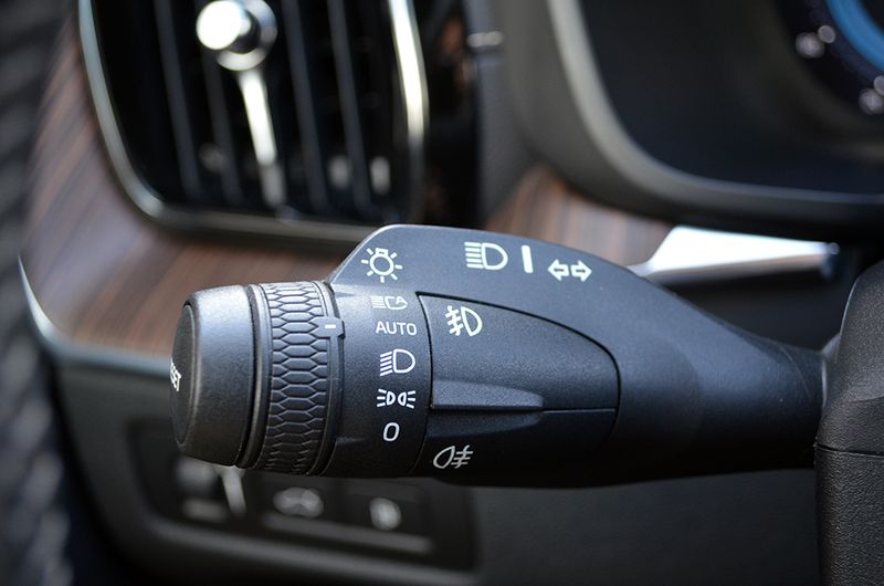 Volvo XC60 2021, foto 21