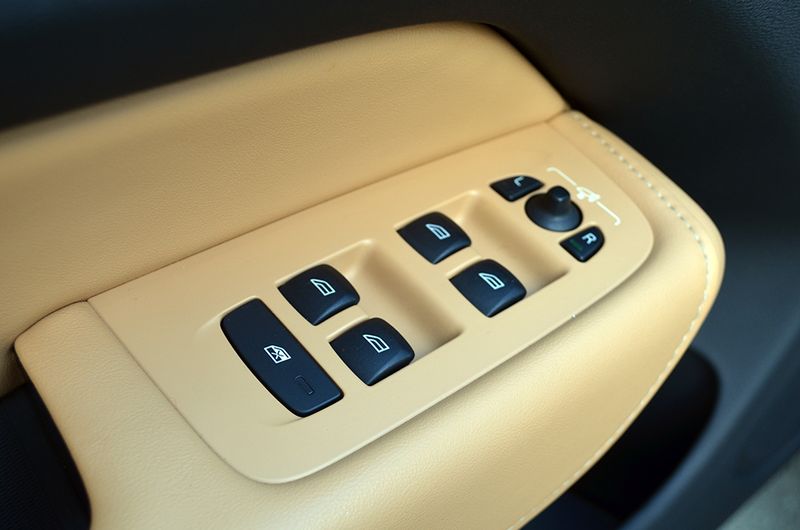 Volvo XC60 2021, foto 41
