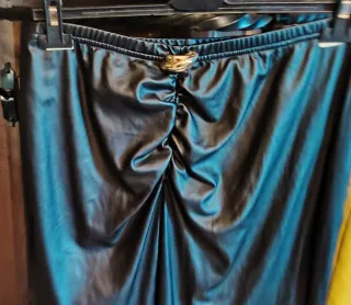 Abito similpelle nero donna, Senza Spalline