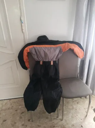 Mono de esquí infantil