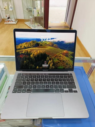 MacBook Pro 512GB M1 2020 Plata