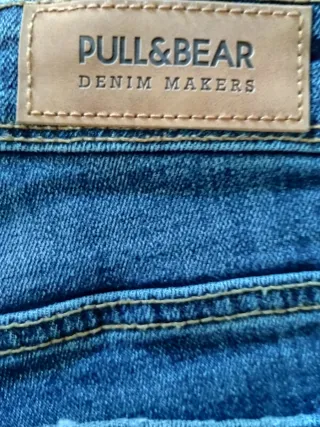 Pantalón vaquero Pull and Bear Talla 40