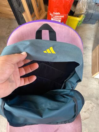 Mochila Adidas Gris y Amarilla