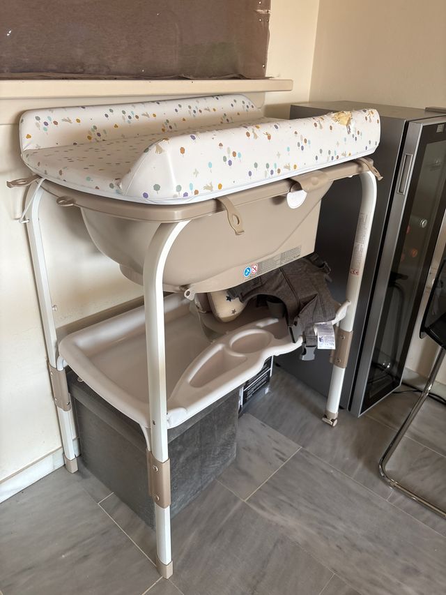 Cambiador bañera bebé jané