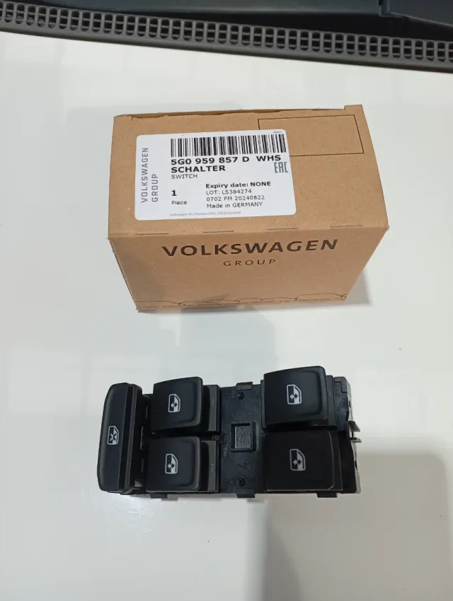 Botonera Elevalunas VW 5G0 959 857 D