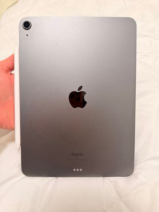 iPad Air di quinta generazione + Apple Pencil di seconda generazione