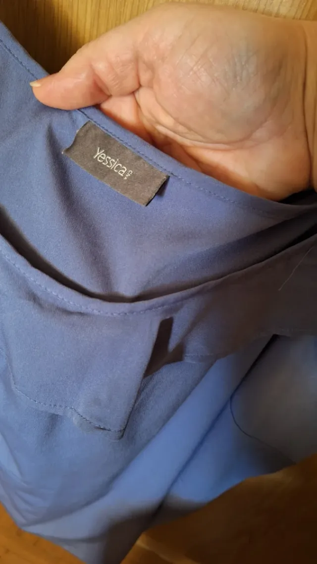 25% descuento si te llevas las dos blusas!