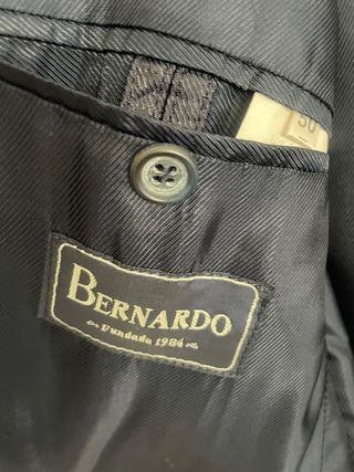 Americana Bernardo boutique Talla L, azul marino