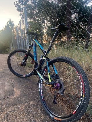 Bicicleta Enduro Ghost