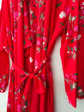 Vestido kimono Zara estampado floral