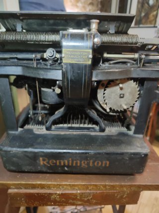 Máquina de escribir Remington antigua