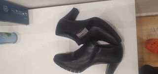 Eleganti scarpe con tacco