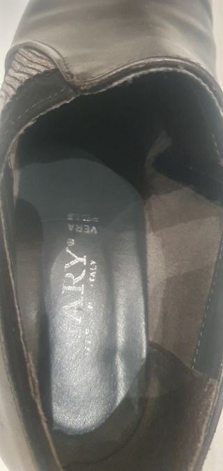 Eleganti scarpe con tacco