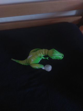 Robot 'zoomer dino'