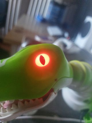 Robot 'zoomer dino'