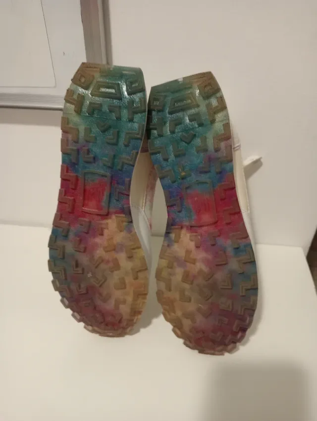 Botines/Deportes/Tenis blancos y rosas María Mare