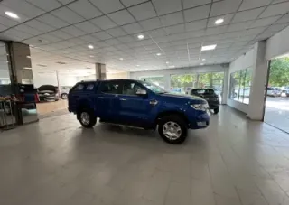 Ford Ranger Limited 4x4 160 CV Azul – Doble Cabina