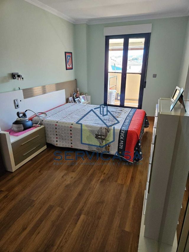 Casa 320m. de vivienda, con piscina y patio 200m.