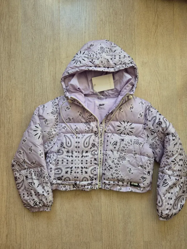 Chaqueta corta Pull & Bear estampado paisley