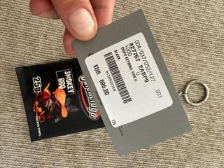 Llavero Balenciaga Smokey BBQ keychain charm