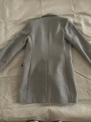 Abrigo Stradivarius Gris Talla M