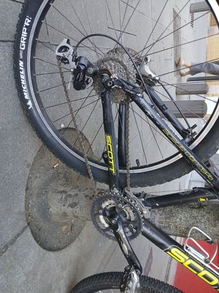 Bicicleta MTB Scott