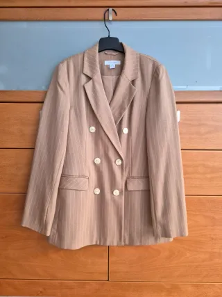 Americana de rayas beige Primark