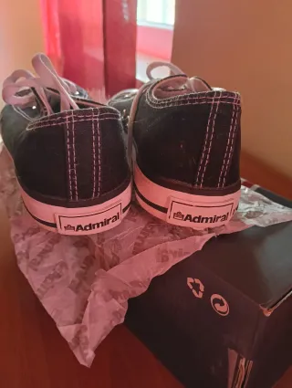 Scarpe Admiral nere e bianche