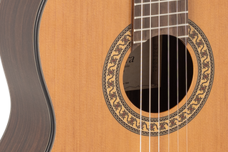Guitarra Clásica Admira A6 Artesanía